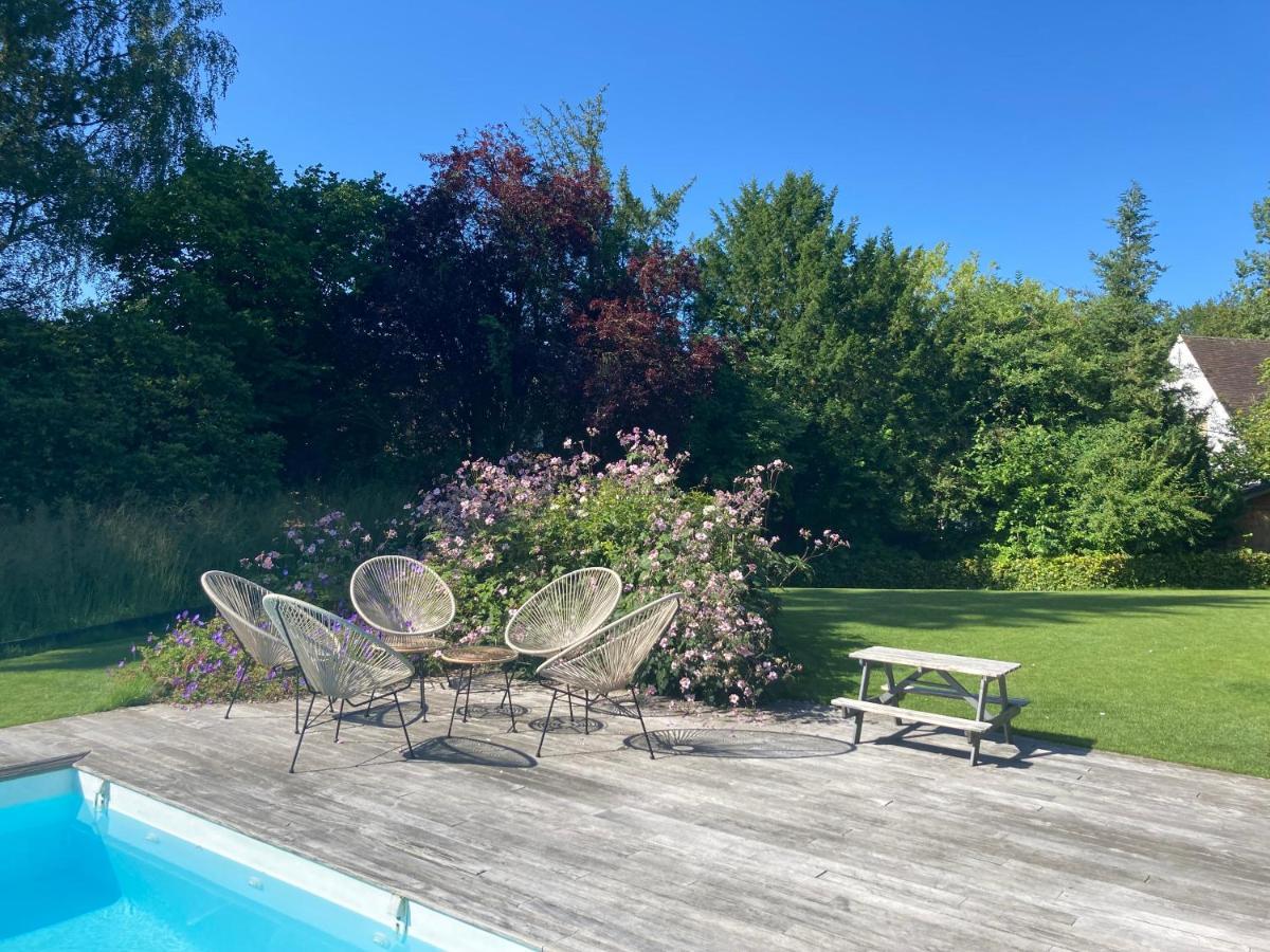 Les Glycines Bed & Breakfast Croix Eksteriør bilde
